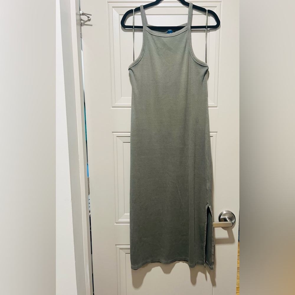 Old Navy Ribbed Cotton Fitted Dress - Picture 2 of 3
